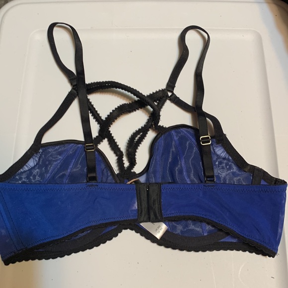 36b Playful Promises - Picture 3 of 5